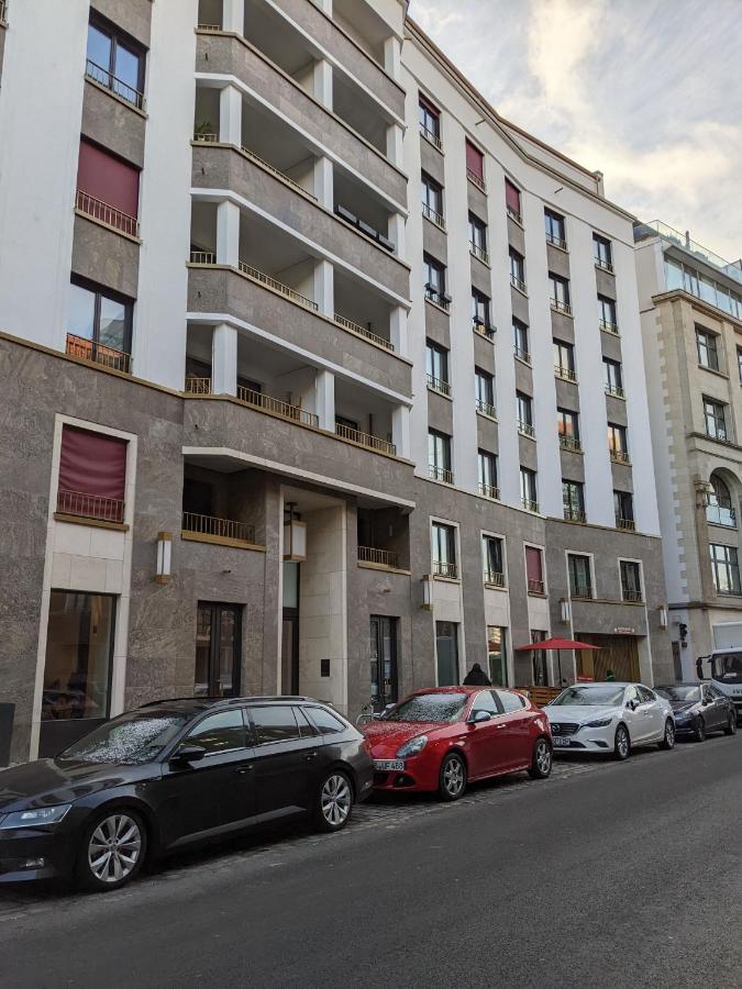 Either Private 2B2B Or Shared 1B1B, Luxury, Bright, Spacious Berlin Exterior photo