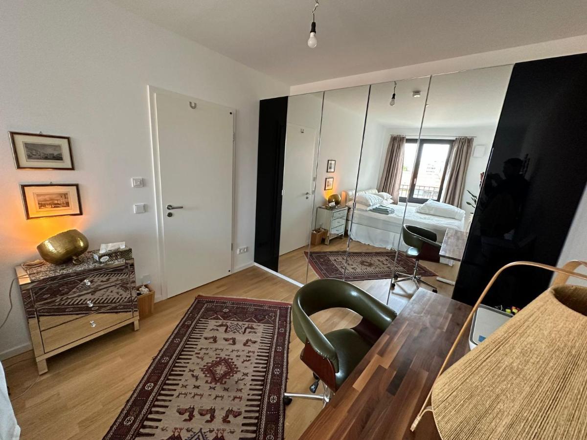 Either Private 2B2B Or Shared 1B1B, Luxury, Bright, Spacious Berlin Exterior photo