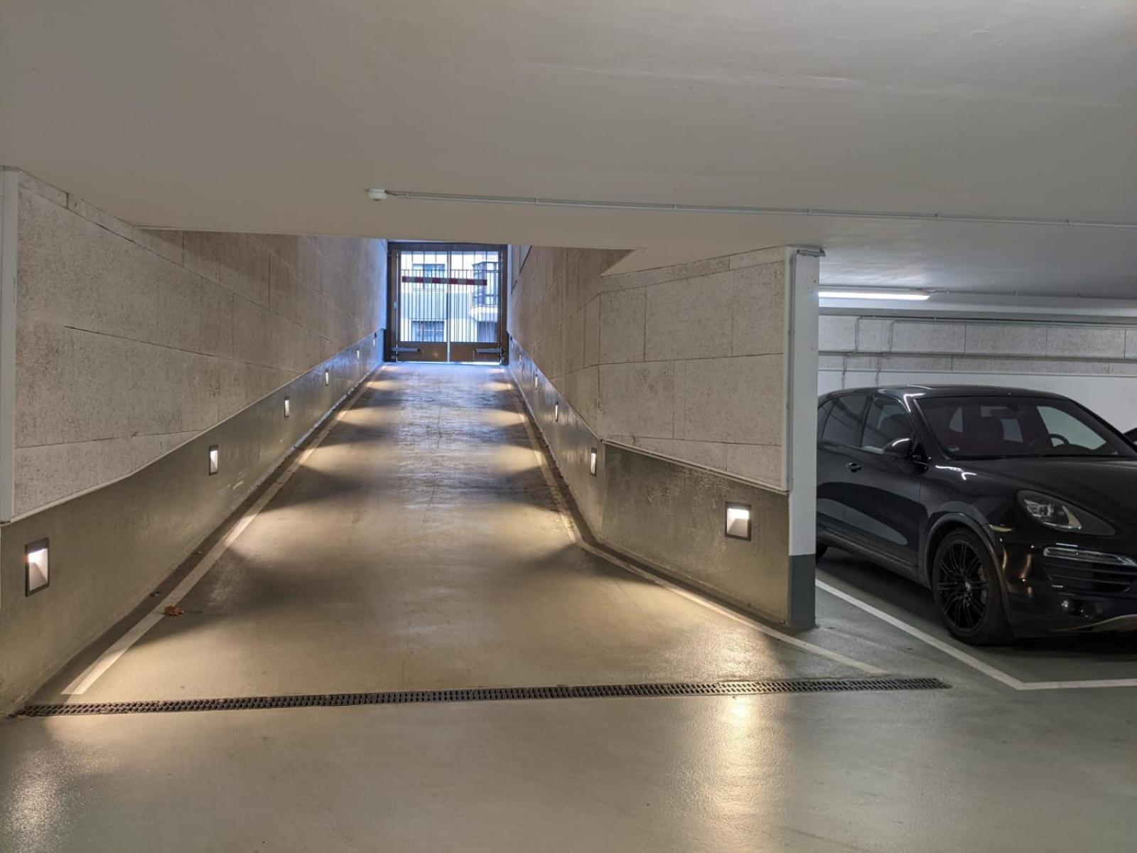 Either Private 2B2B Or Shared 1B1B, Luxury, Bright, Spacious Berlin Exterior photo